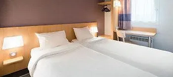 Hotel Bordeaux Sur 2*