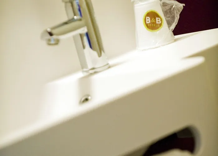 Hotel Bordeaux Sur 2*